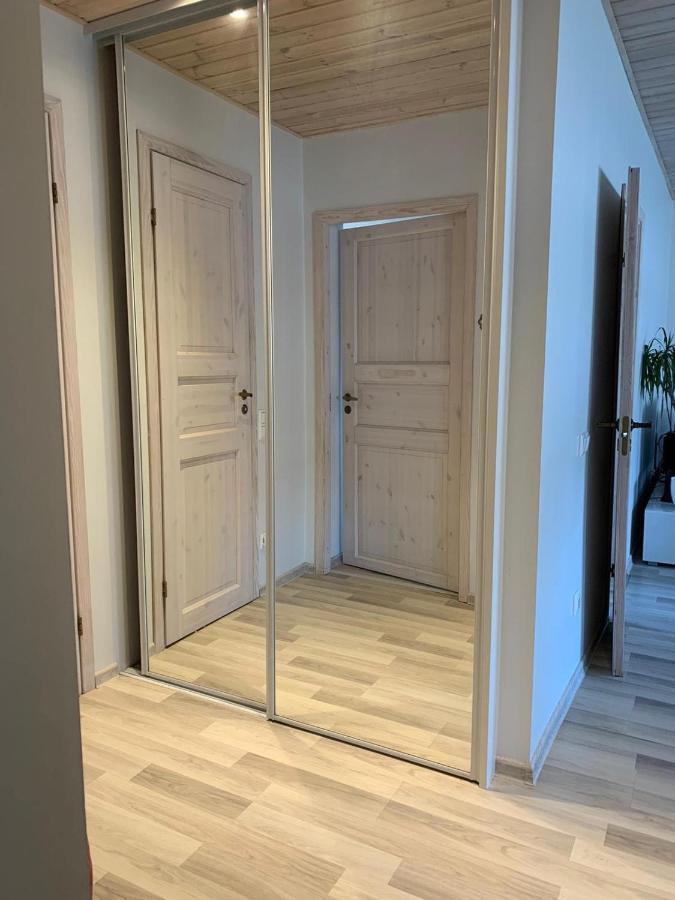 Modern Cozy 2 Bedroom Apartment Near City Center パルヌ エクステリア 写真