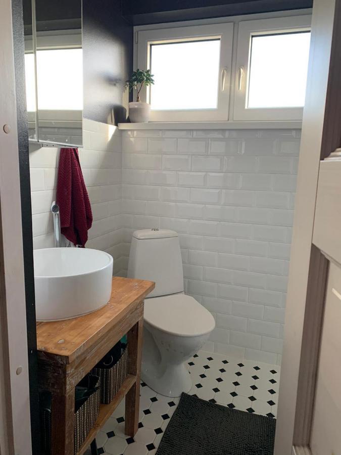 Modern Cozy 2 Bedroom Apartment Near City Center パルヌ エクステリア 写真