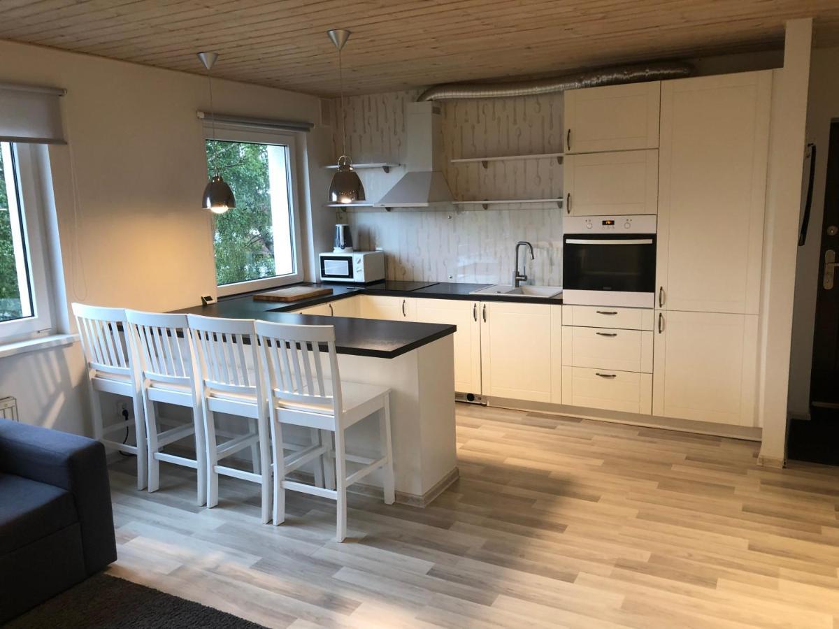 Modern Cozy 2 Bedroom Apartment Near City Center パルヌ エクステリア 写真